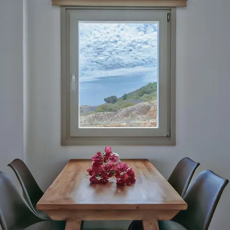 Margo Seaview Apartment
